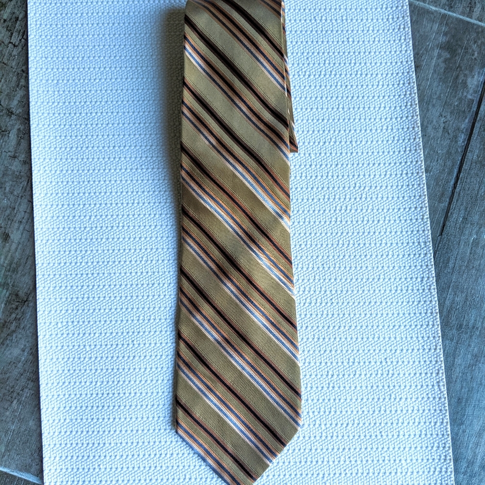 STAFFORD 100% Silk Tie - Picture 2 of 3